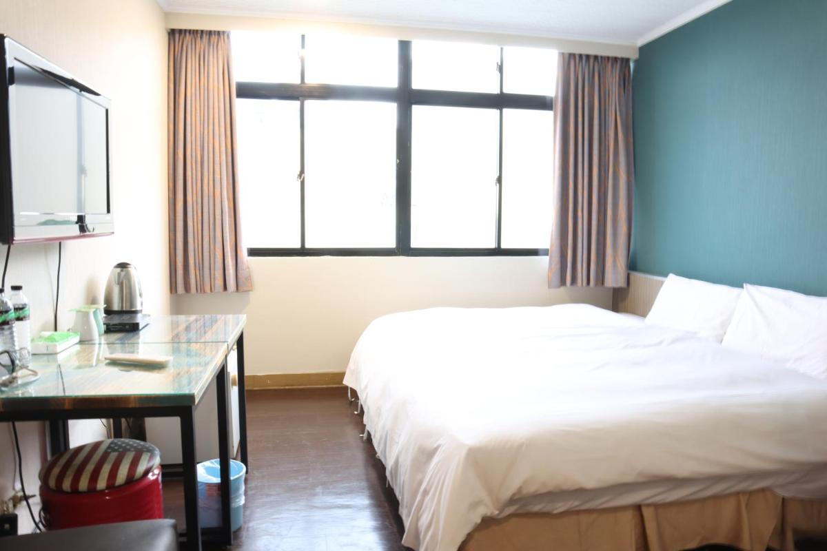 Back Home Hotel - Housity