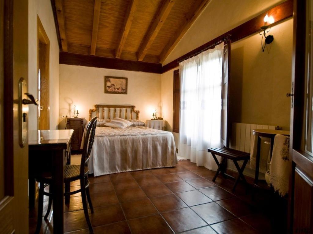 Casa Rural El Meson - Housity