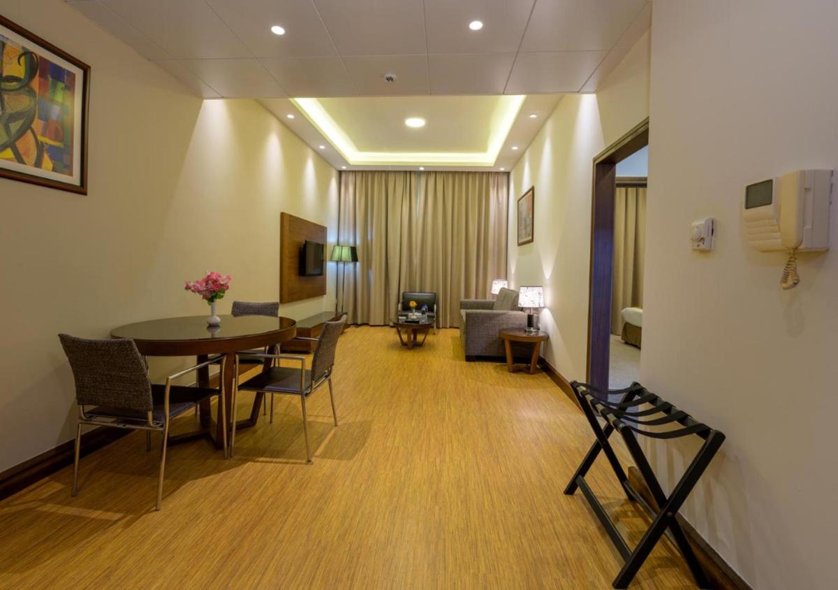 Suitetrails - Downtown Plaza Hotel Apartment Pet Friendly