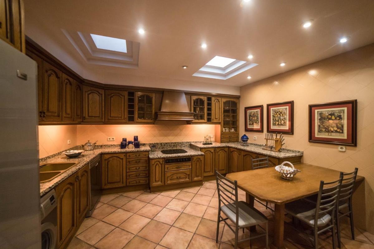 Casa en las Termas de Amador de los Ríos - Hizvo