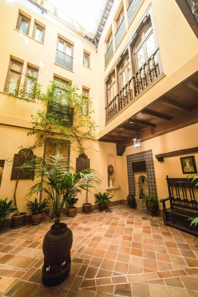 Casa en las Termas de Amador de los Ríos - Hizvo