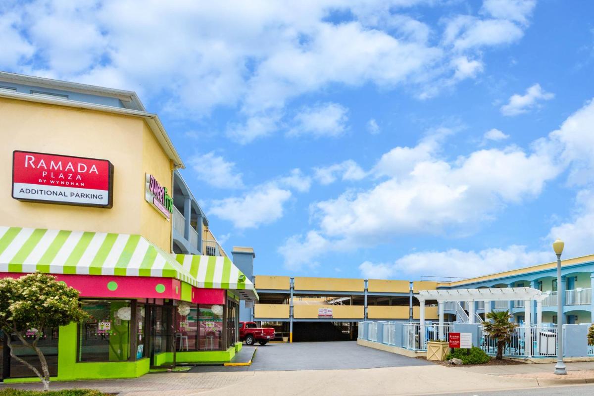 Ramada by Wyndham Virginia Beach - Housity