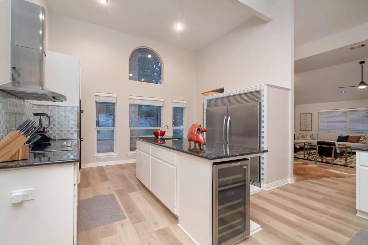 Lake Travis Getaway on Hudson Bend - Housity
