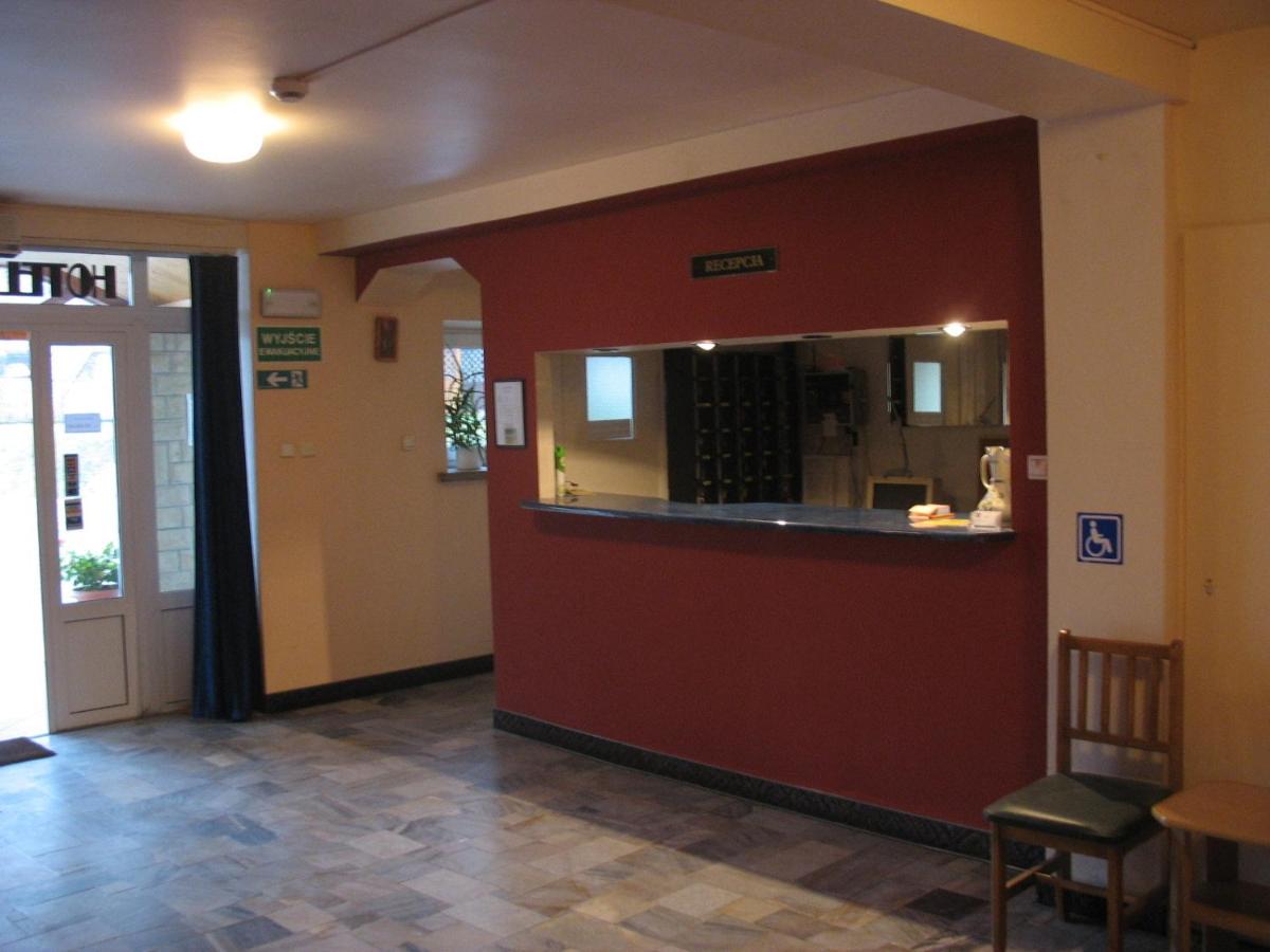 Hotel Janina - Housity