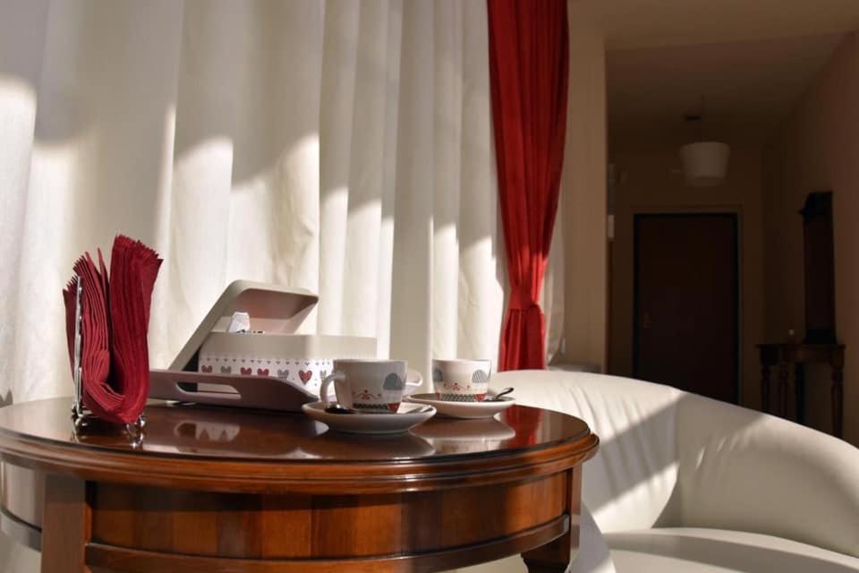 Suitetrails - Alla Dimora di Chiara Apartment