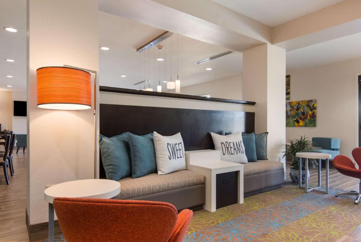 Suitetrails - Sleep Inn East Camden