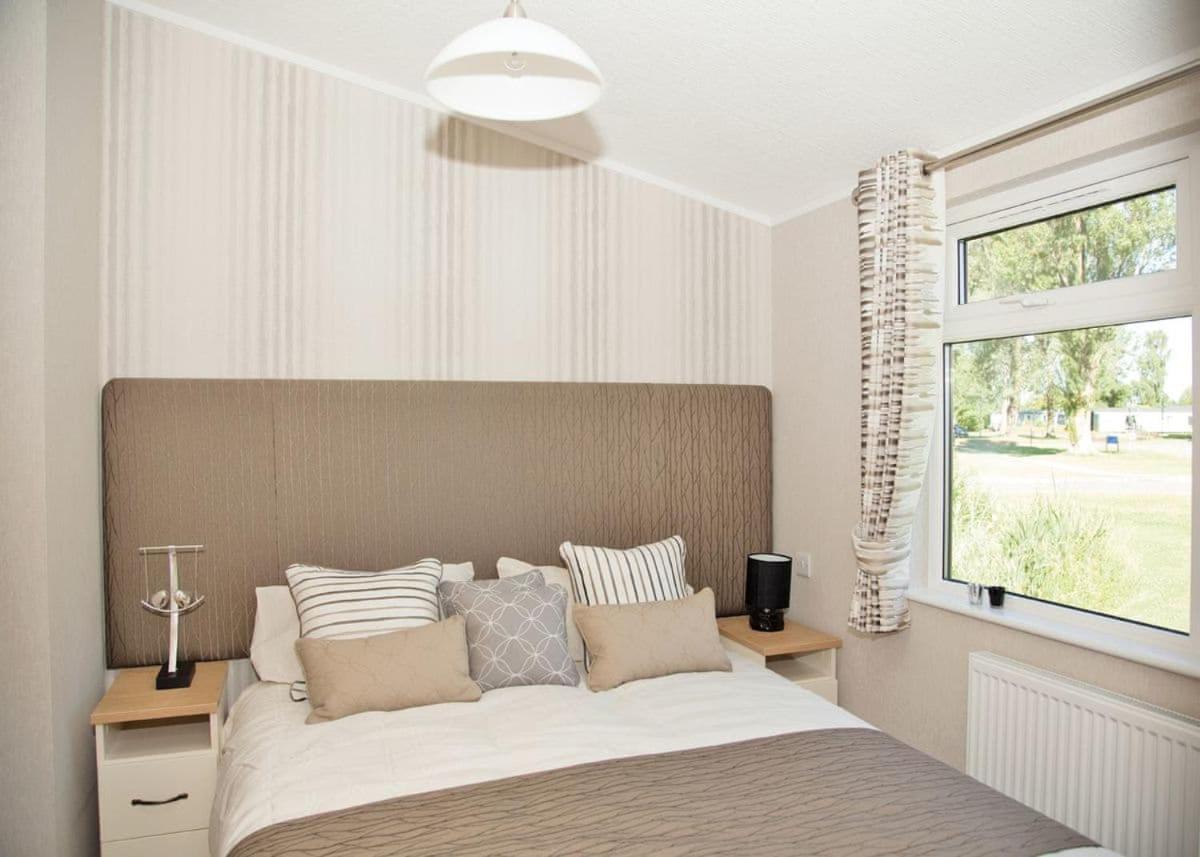 Hoburne Cotswold - Housity