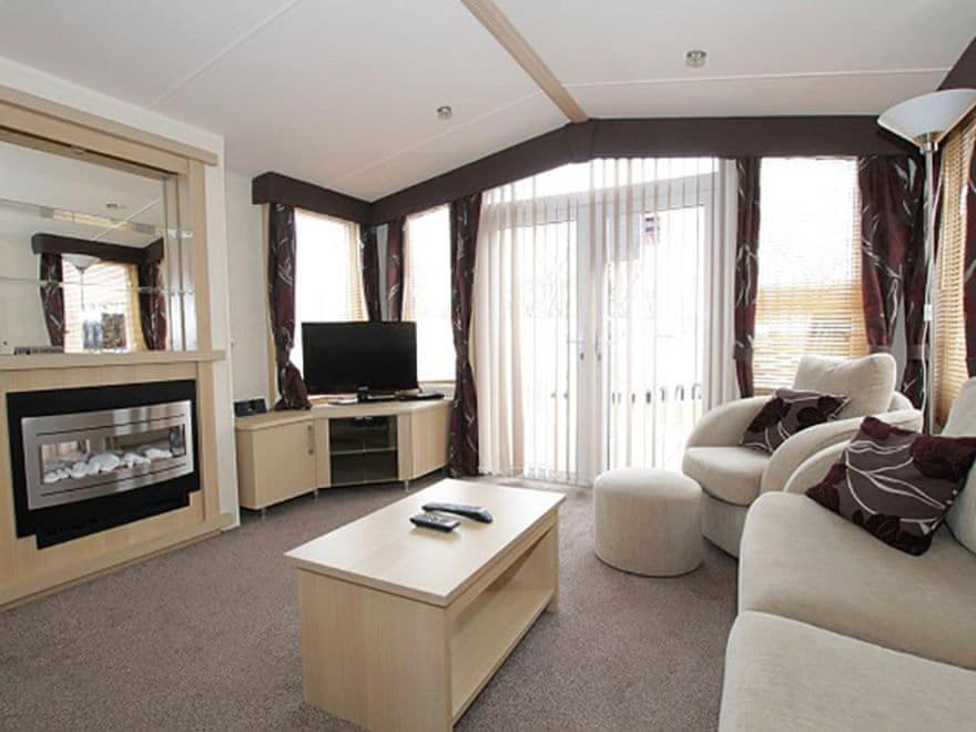 Hoburne Cotswold - Housity
