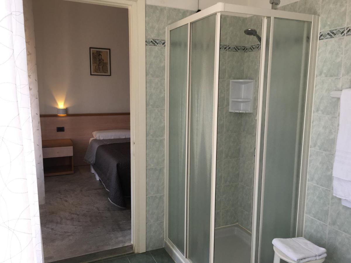 Hotel Trieste - Housity