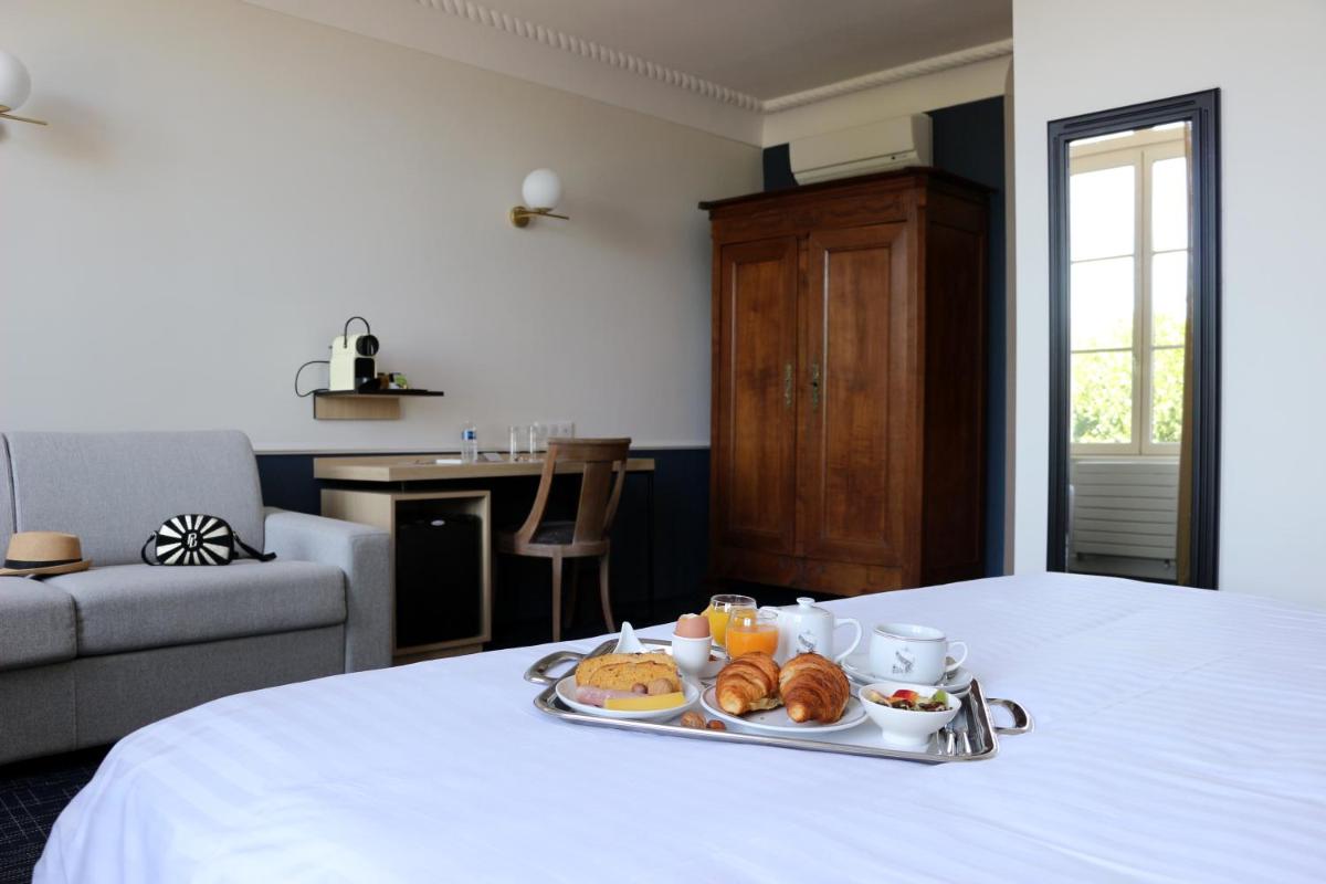 Nourriture dans l'hôtel ou à proximité