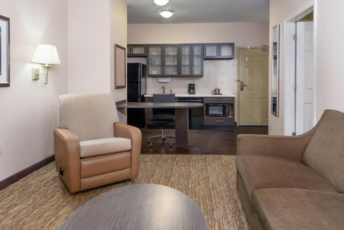 Candlewood Suites Athens, an IHG Hotel - Housity