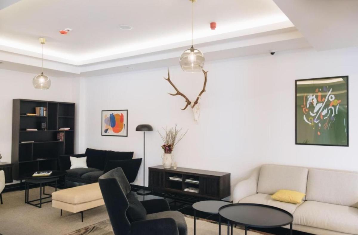 Imperia Apartments - Hizvo