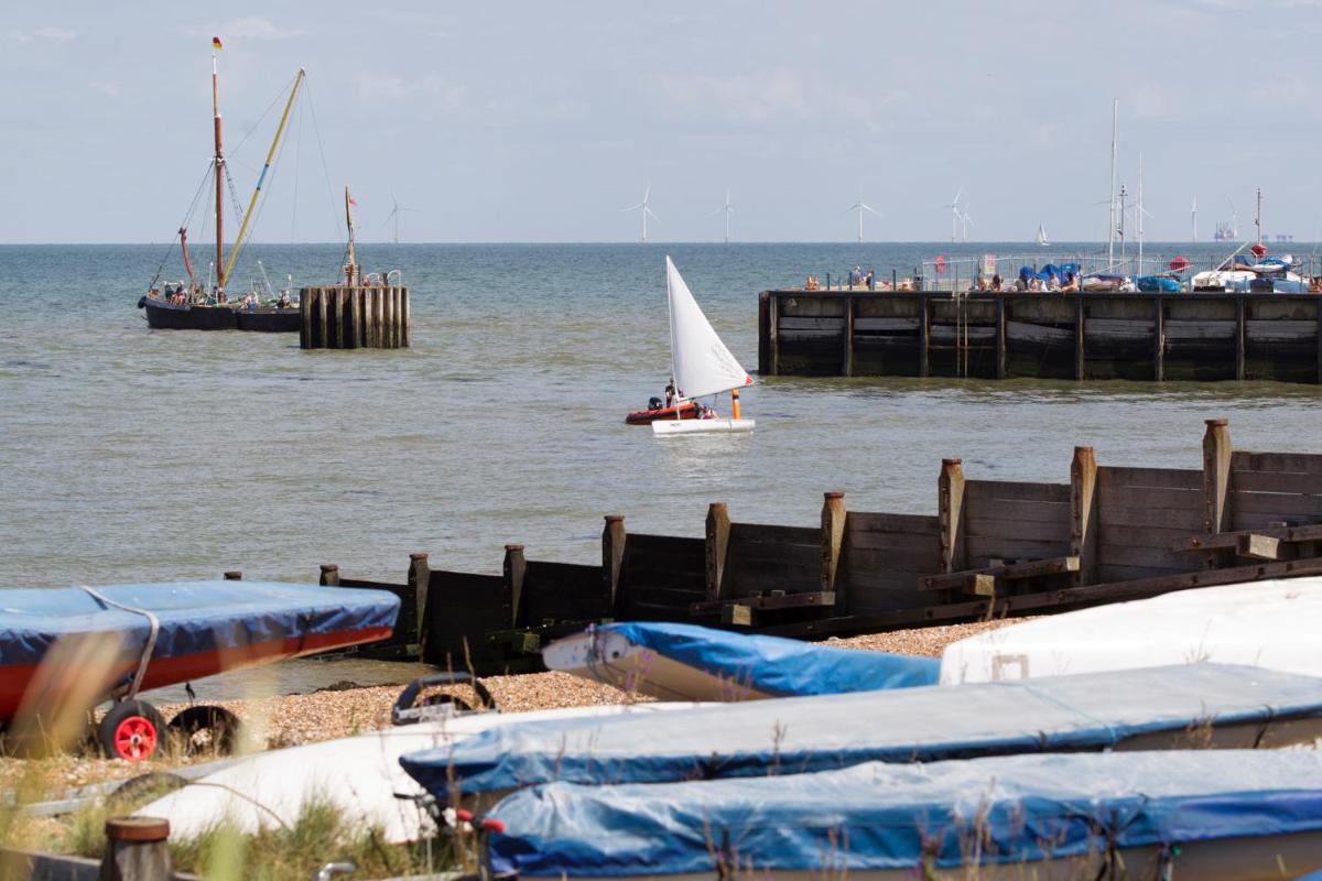 Whitstable Fisherman's Huts - Housity