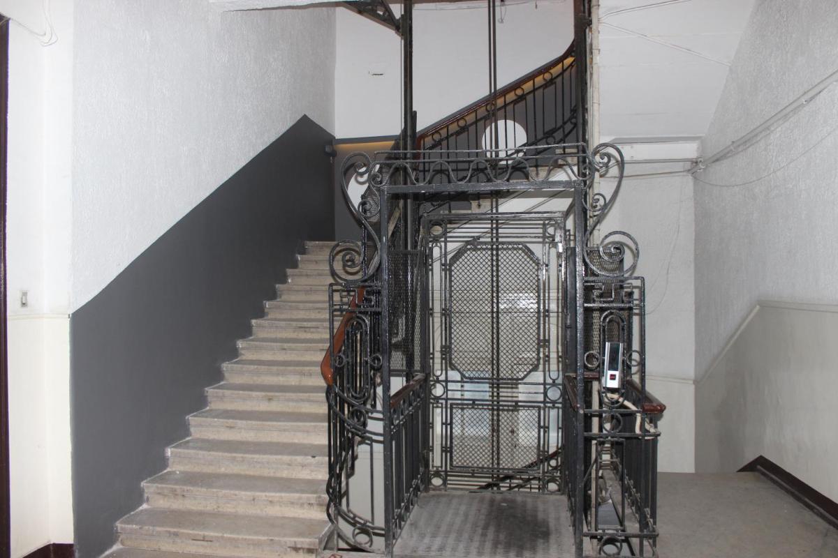 Family Palace Hotel - Housity