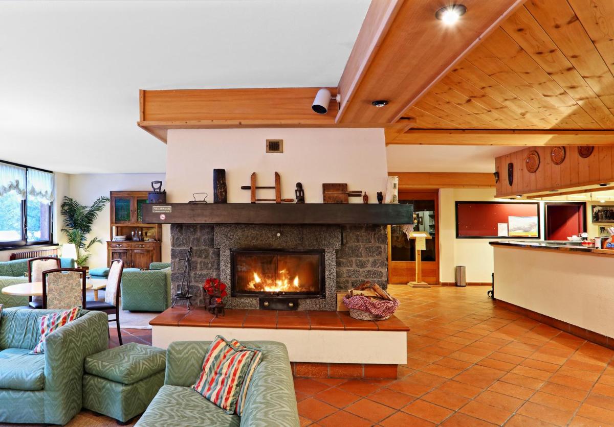 Hotel Santa Caterina - Housity