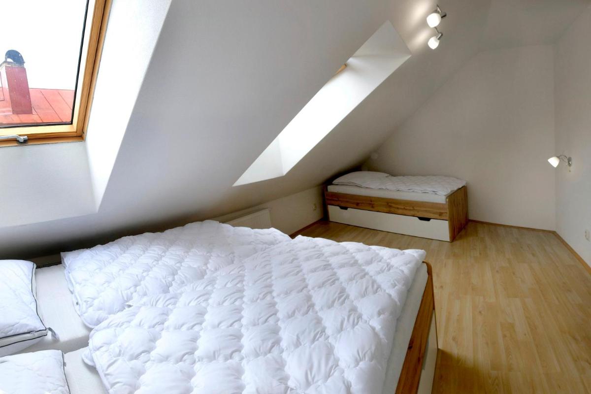 ubytovanie-stiavnica - Housity