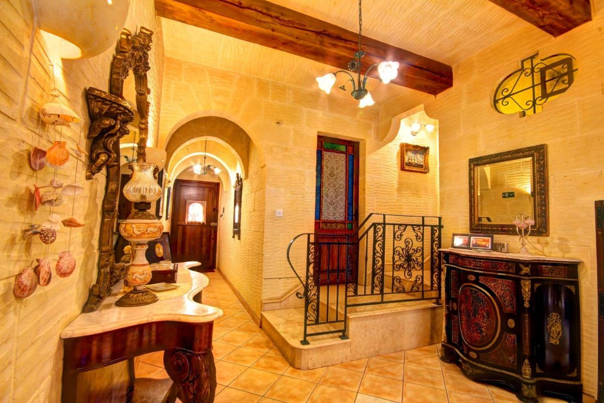 Solaris Holiday Rental with private pool and sea view - Housity