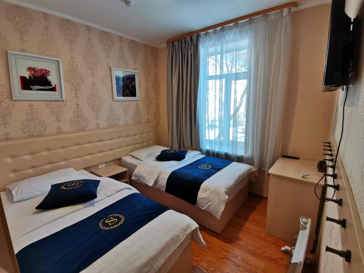 Suitetrails - Zolotoy Feniks Hotel
