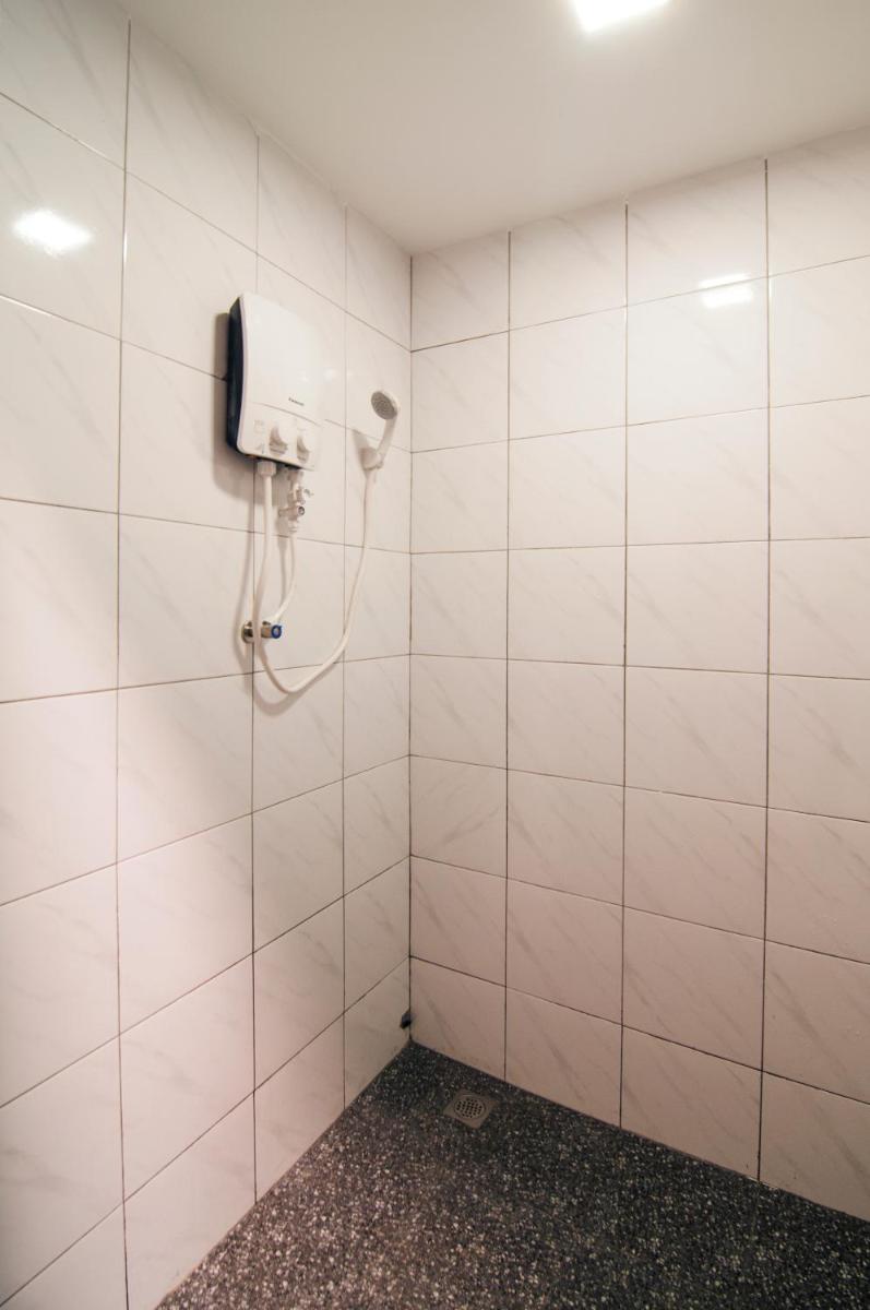 147 Armenian Park Guesthouse - Housity