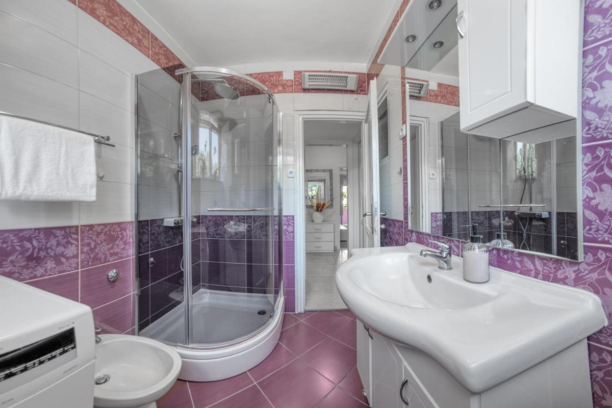 M & M Apartment - Hizvo