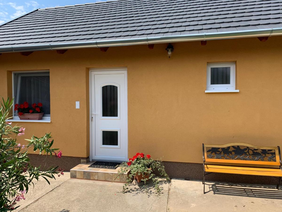 Dália apartman Gyömrő - Housity