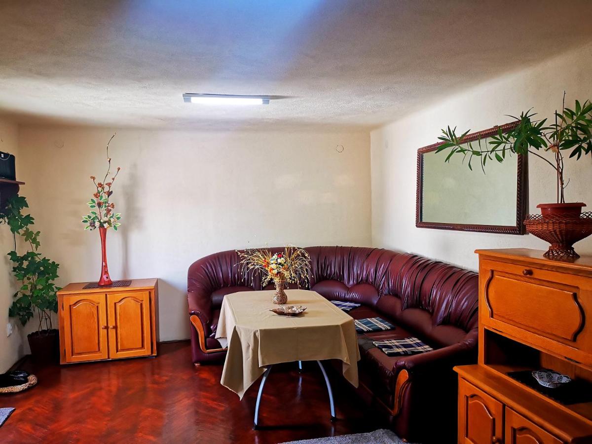 Casa Petrescu - Housity