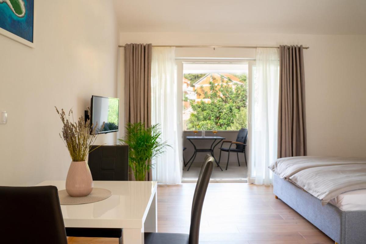 Korkyra Fit suites -free gym - Housity