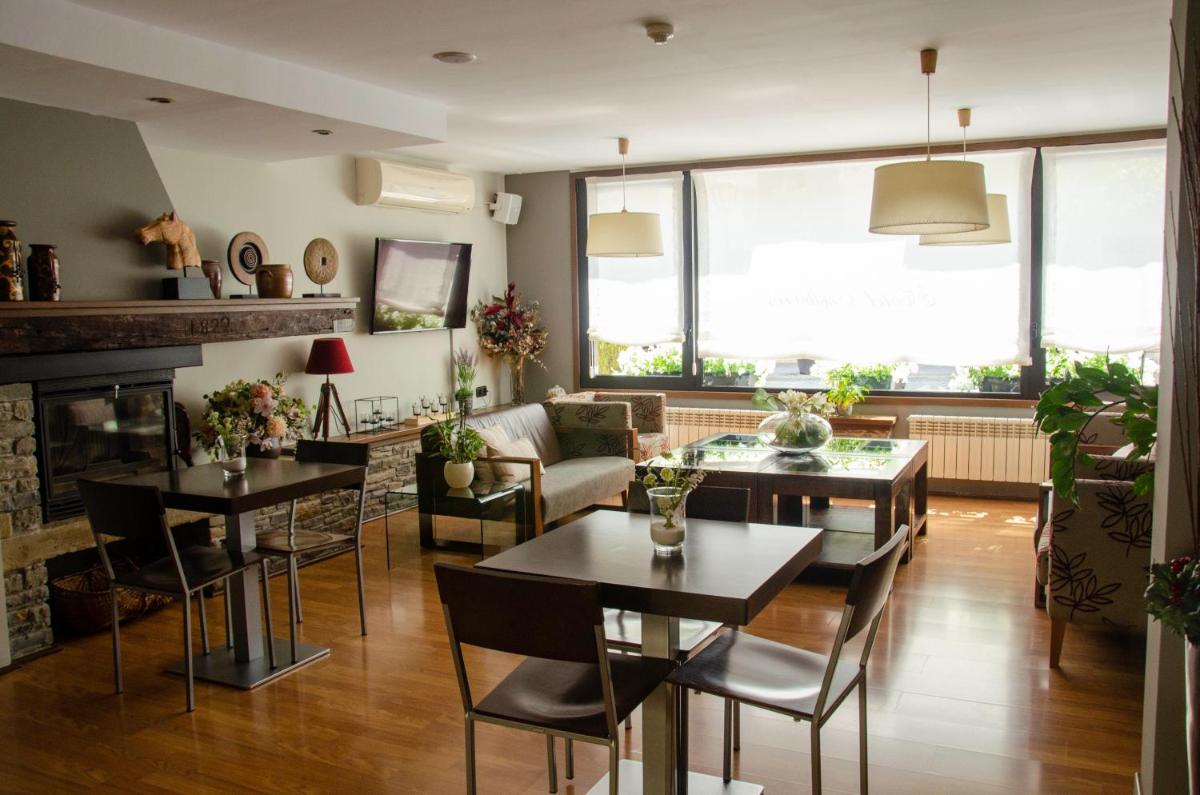 Albares - Housity