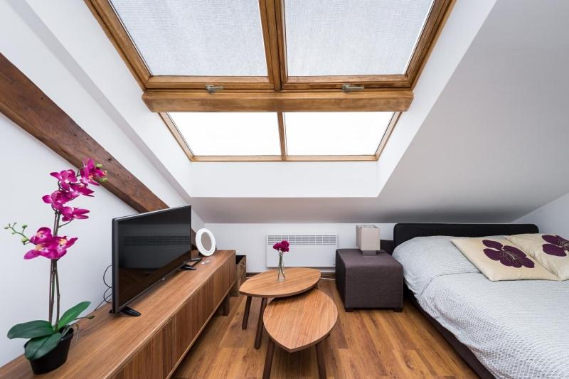 The Republic Apartments - Housity