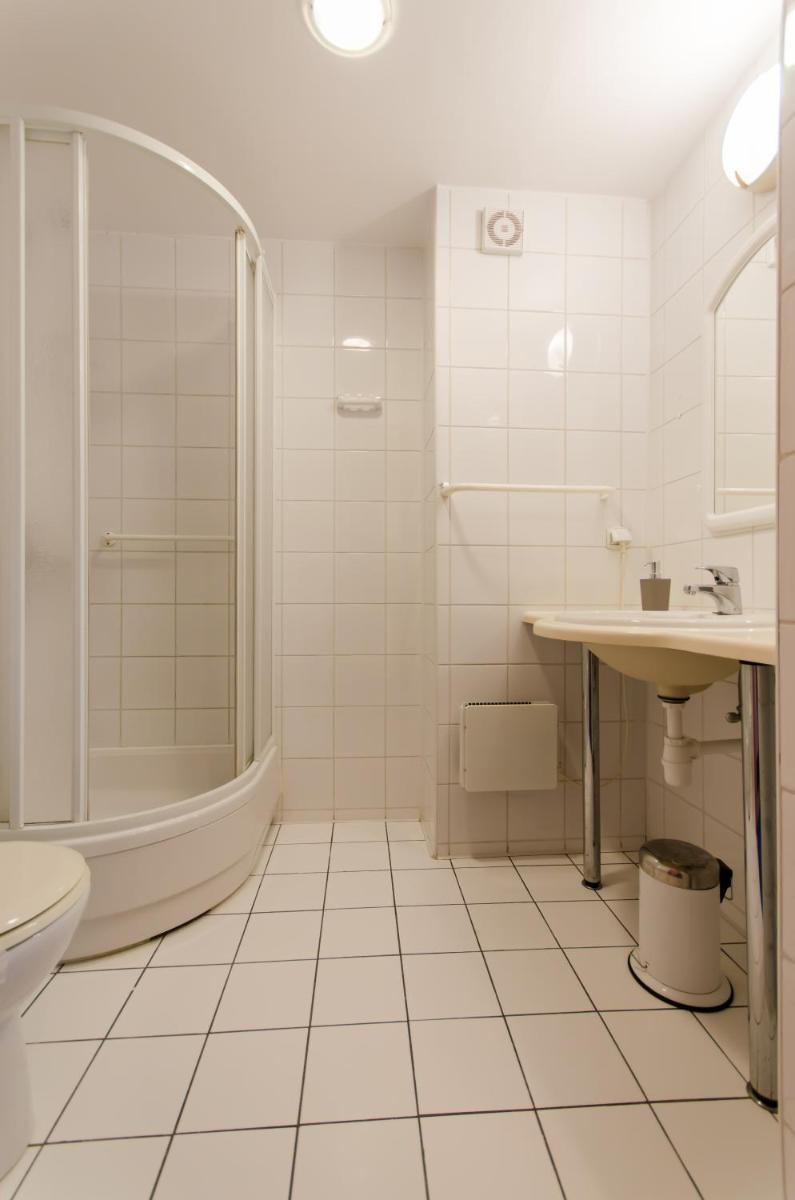 HOTEL A4 Airport Kraków MOP Morawica - Housity