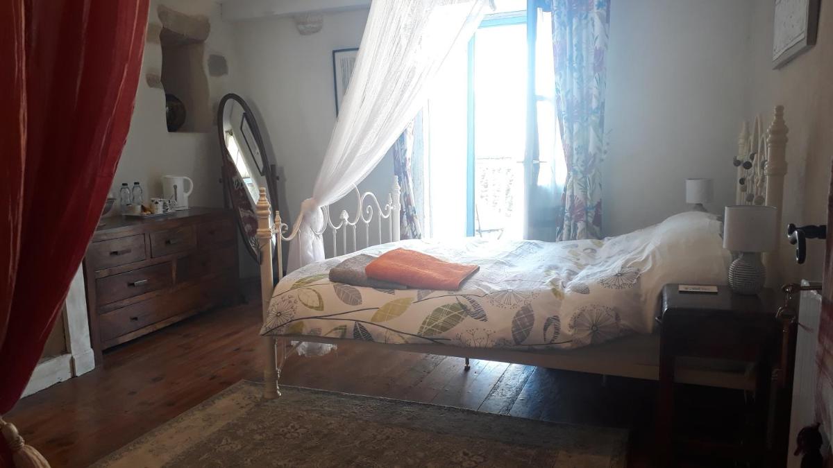 Le Petit Coin de Charme - Housity