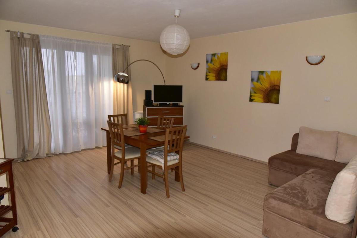 Apartament Słoneczny Brzeg - Housity