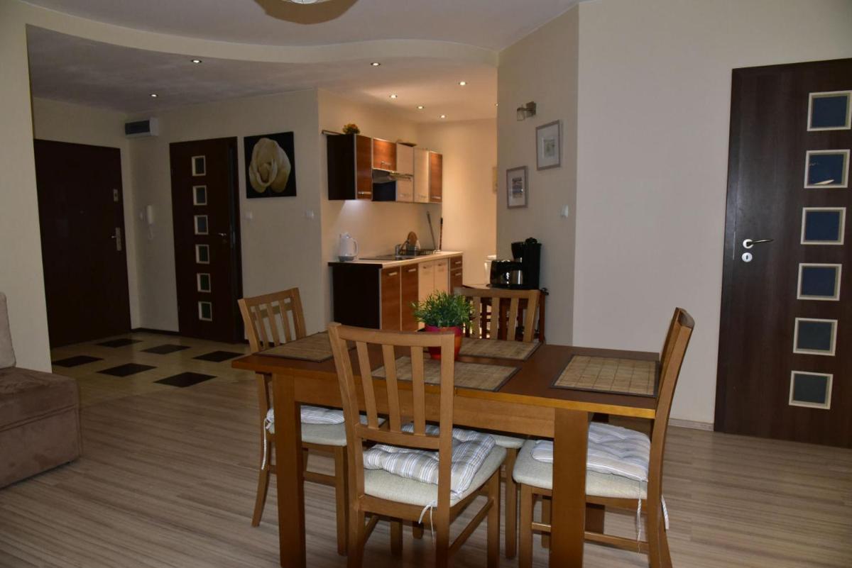 Apartament Słoneczny Brzeg - Housity
