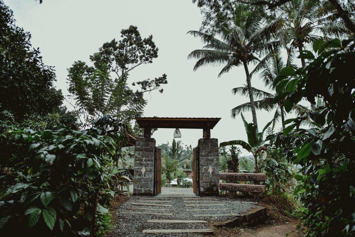 Kebun Kita Eco Lodge - Housity