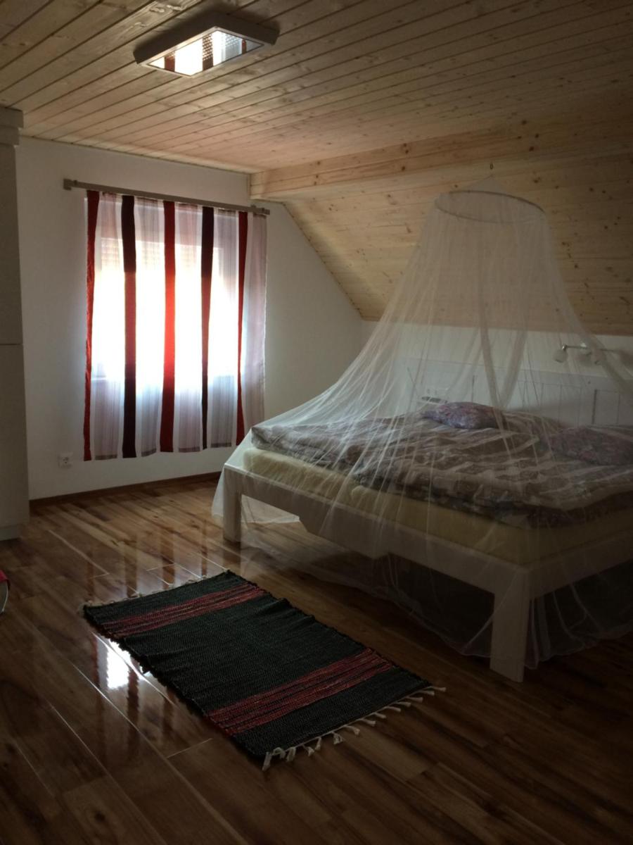 Bella Badacsony Apartmanház - Housity