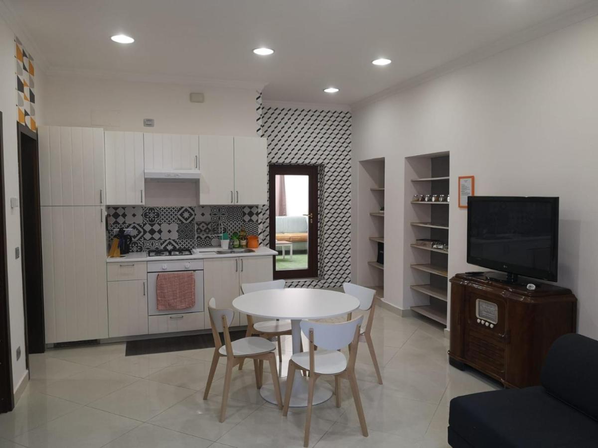 Funny Flat - Housity
