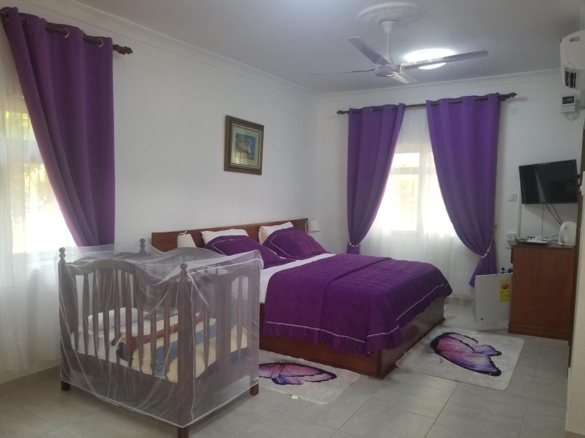 Charlestina Beach Resort - Housity