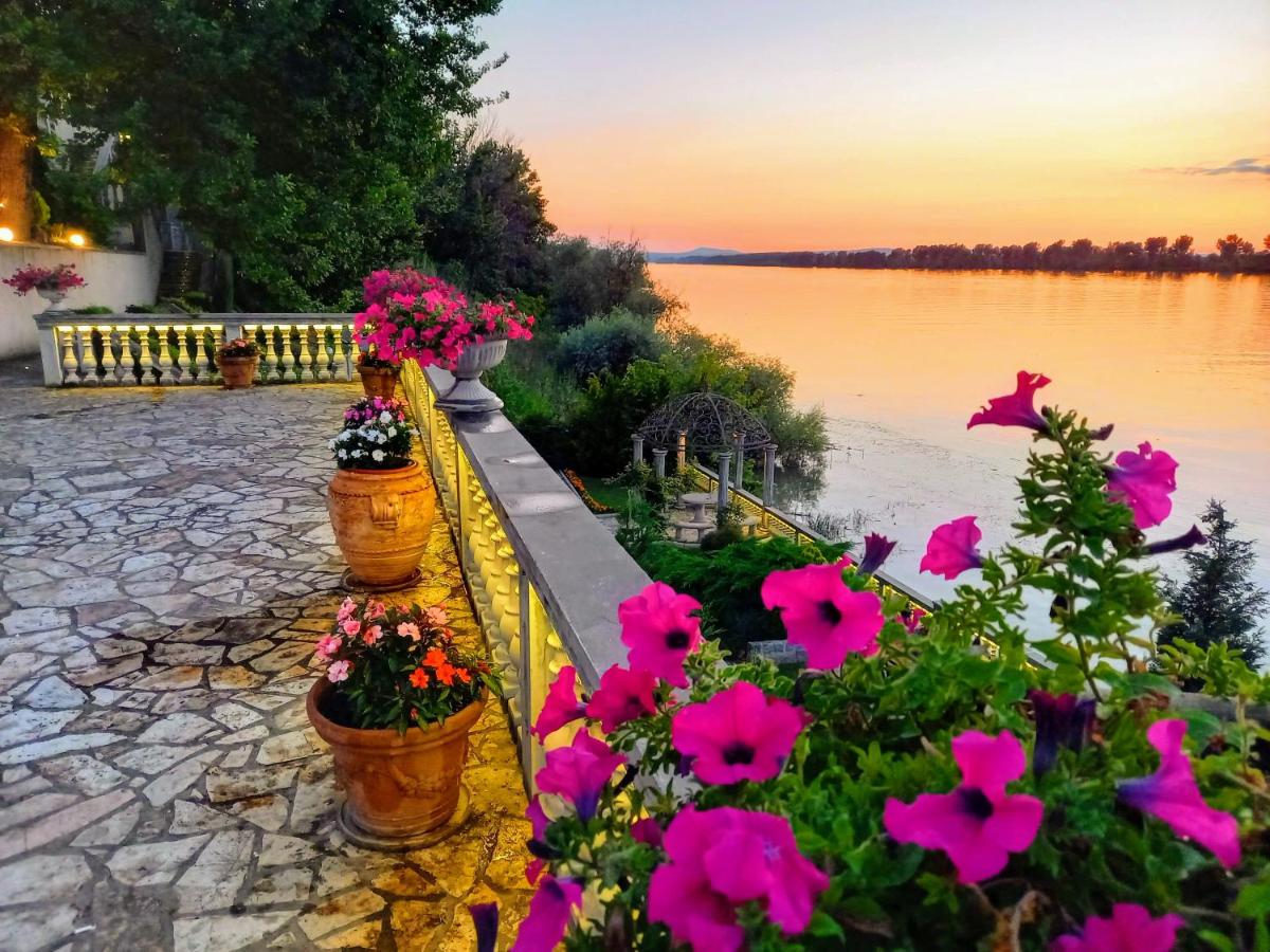 Vila Jugovo S - Housity