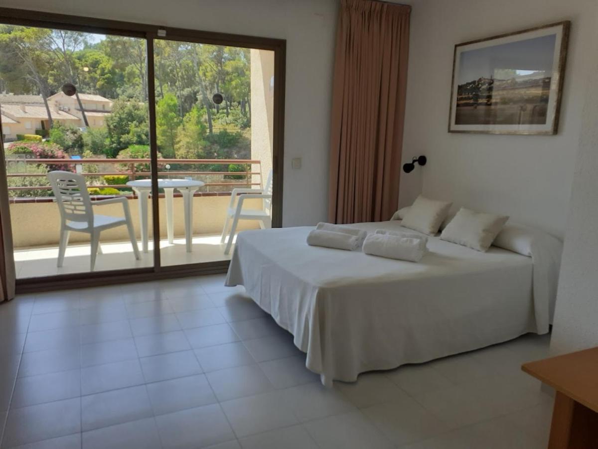 Aparthotel Golf Beach - Housity
