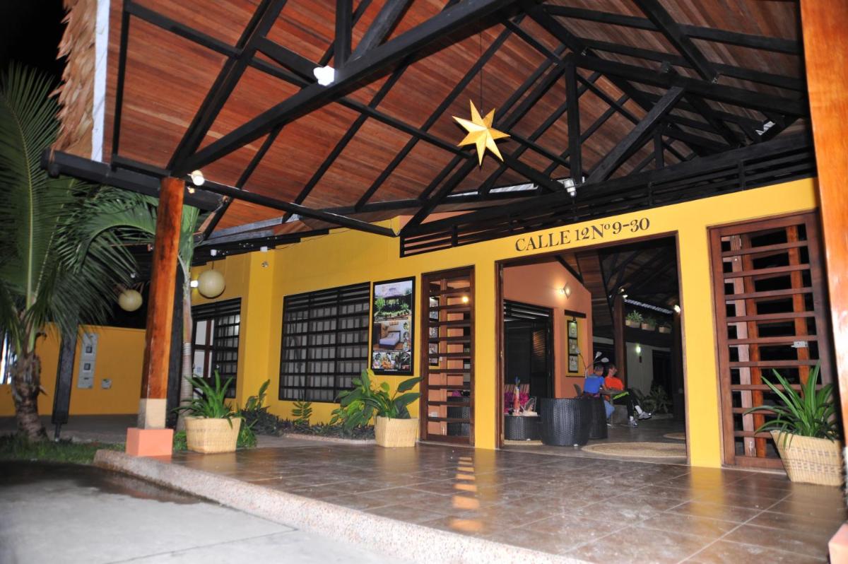 Hotel Amazon Bed And Breakfast - Housity
