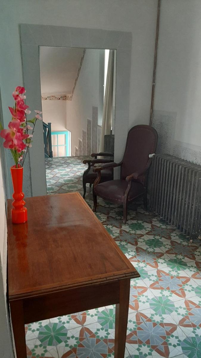 Maison Mômes - Housity