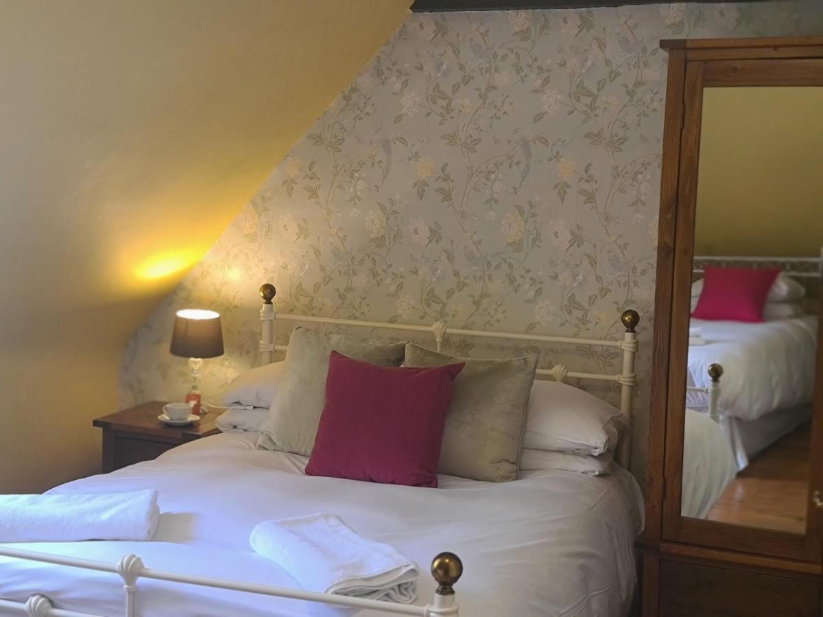 The Bull Hotel Maidstone/Sevenoaks - Housity
