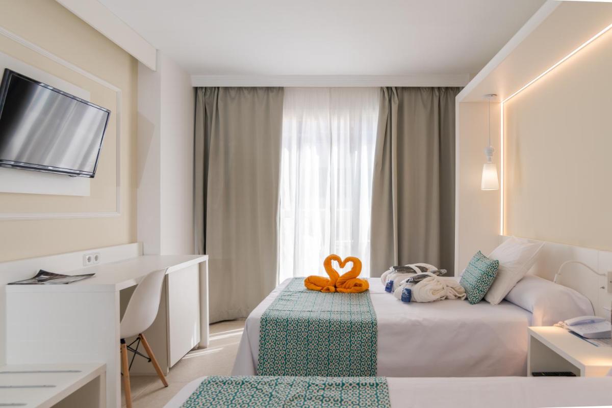 Cama o camas de una habitación en Gran Hotel Peñiscola