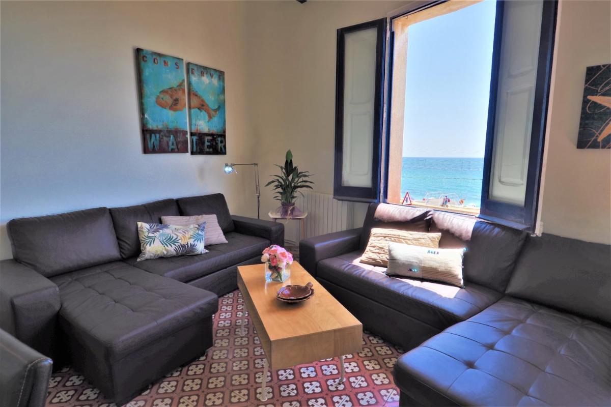 MARISOL SEAVIEW & BEACH - apartment - Housity