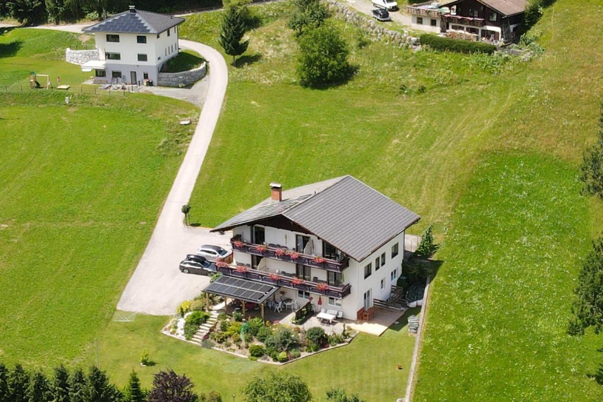 Gailtal Panorama - Housity