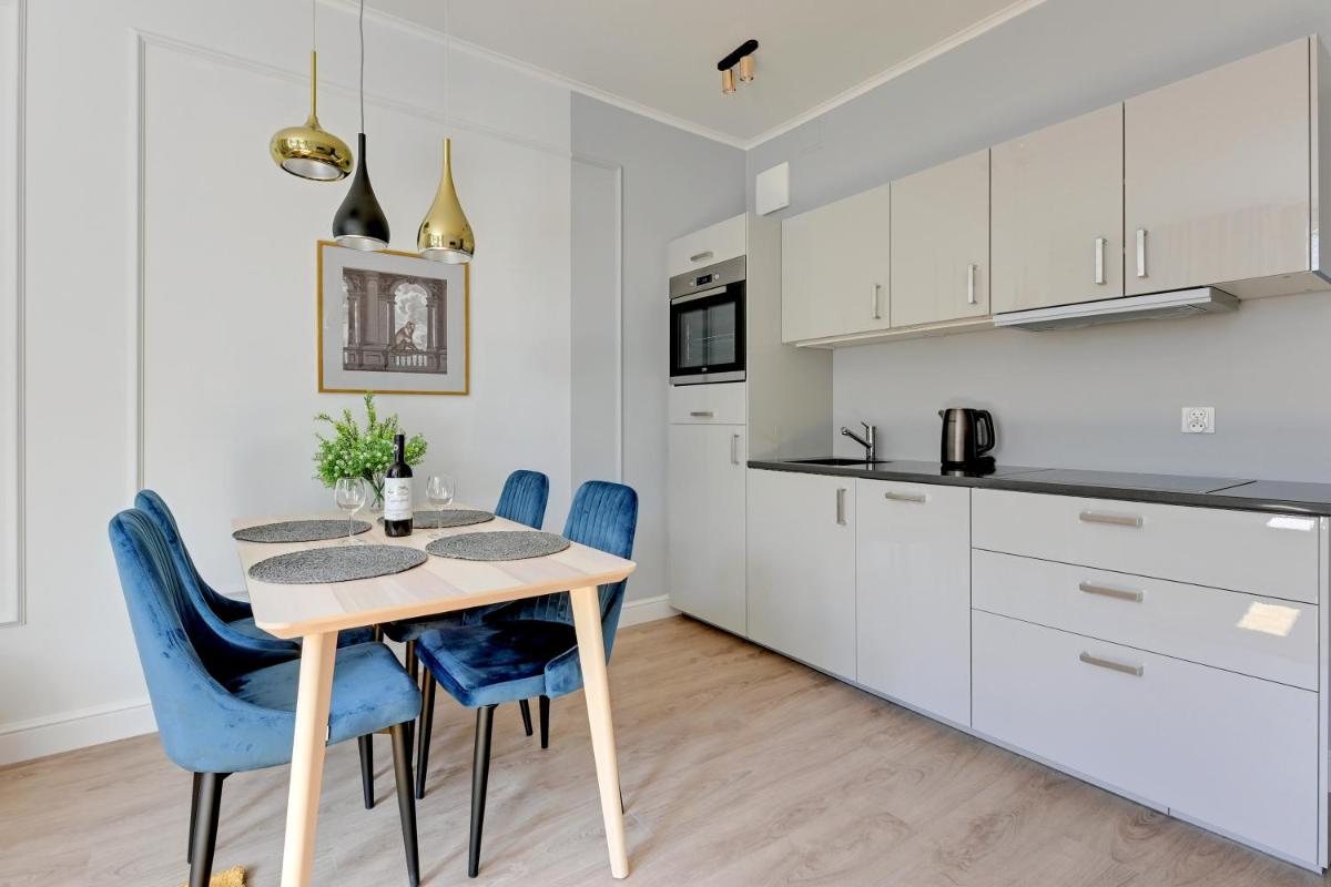 Dom & House - Apartamenty Kameralnie Jelitkowo 200 metrów od plaży - Housity