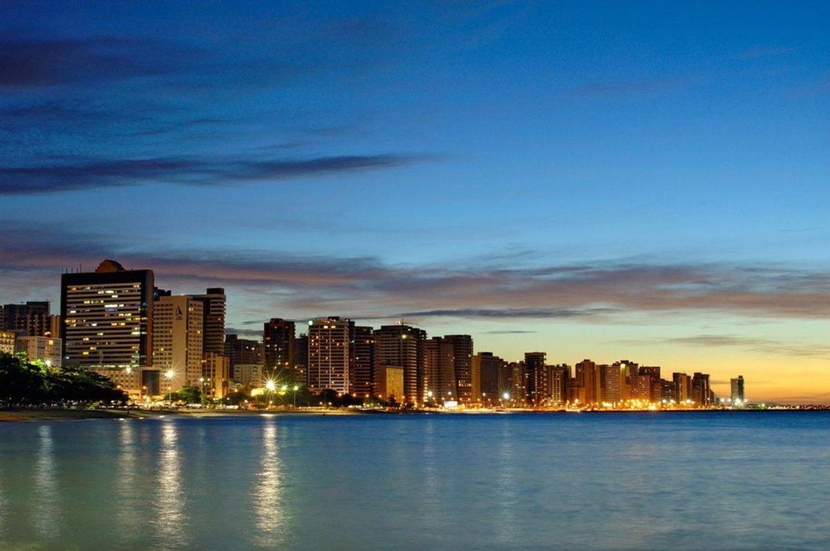 Apartamento a 200 metros da feirinha da beira mar - Housity