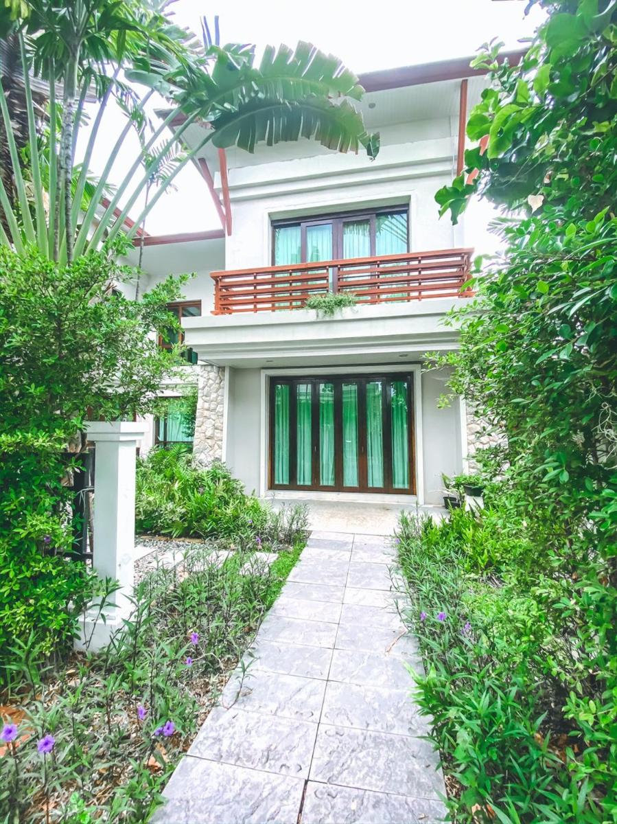Royal Sammuk Villa - Housity