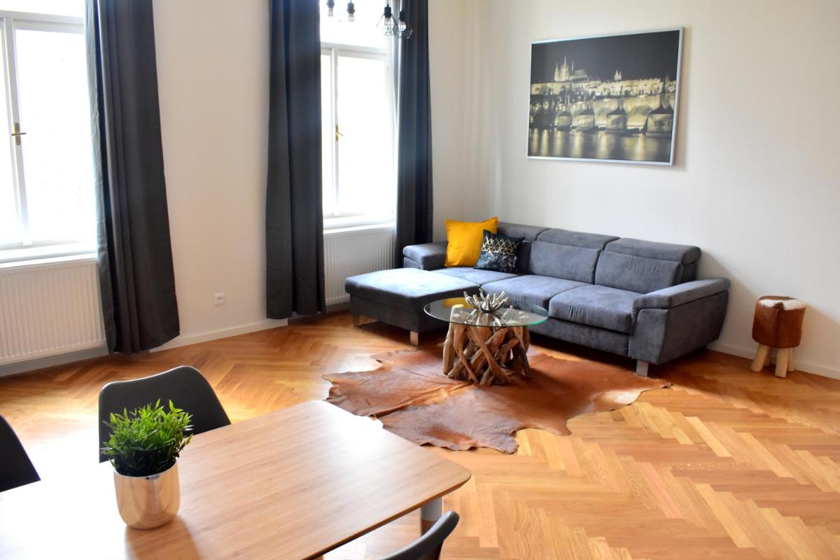 Luxury holiday homes IP Pavlova - Housity