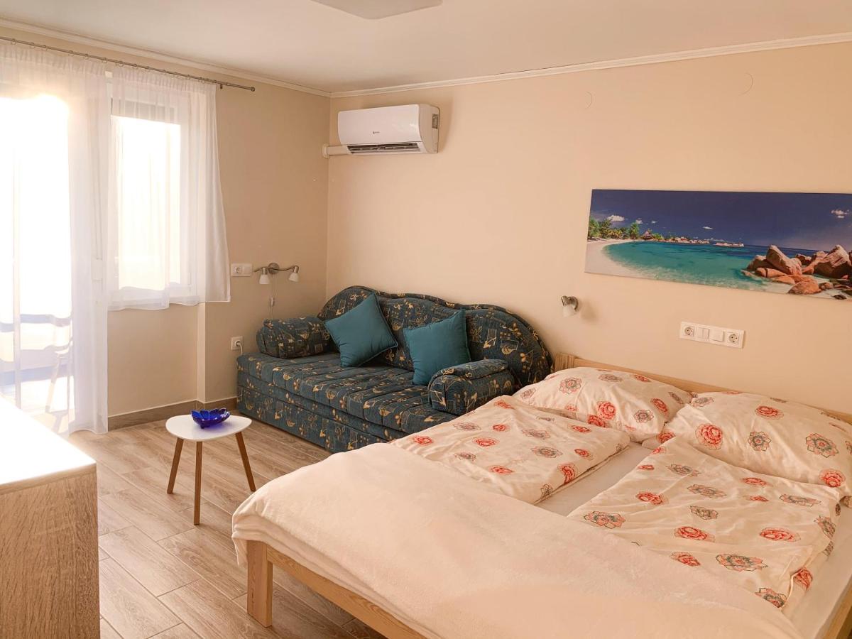 Relax Szófia Apartman - Housity